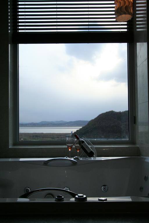 Wiz Hotel Paju Buitenkant foto